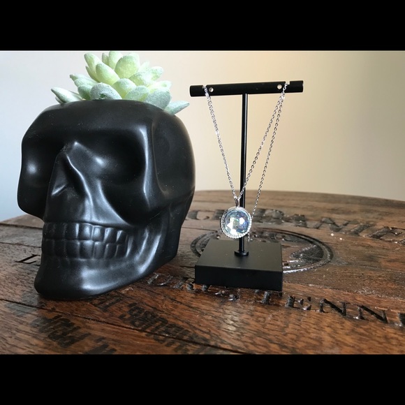 Swarovski Crystal Necklace - Picture 2 of 4